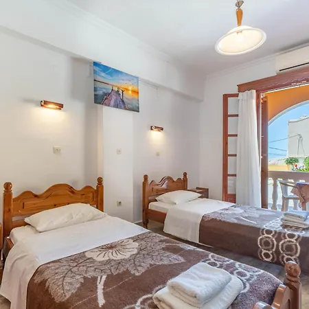 דירה Mires House Side Ground Floor 4 *