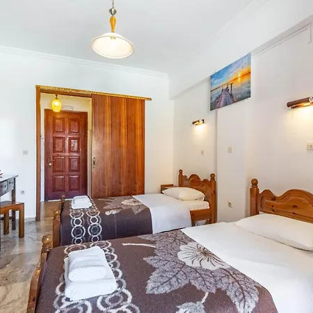 דירה Mires House Side Ground Floor 4