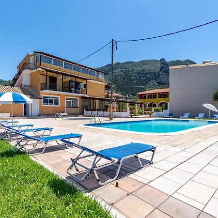 Mires House Side Ground Floor 4 * אגיוס גורדיוס