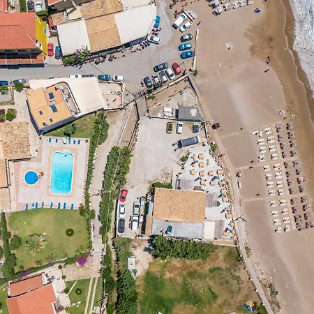 Mires House Side Ground Floor 4