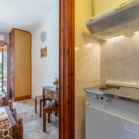 דירה Mires House Side Ground Floor 4 *