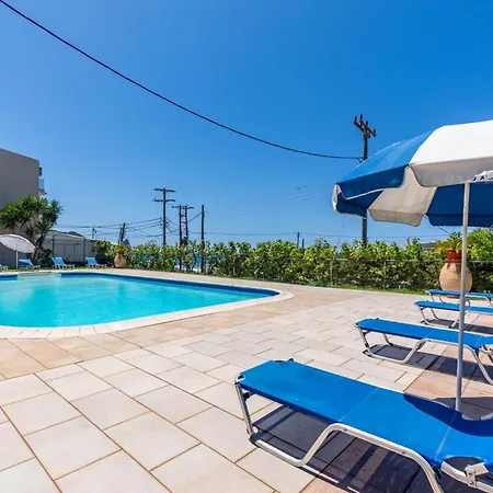 Apartment Mires House Side Ground Floor 4 *